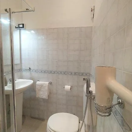 Gasthuis Casa 18 Fiera - Self Check In Bologna